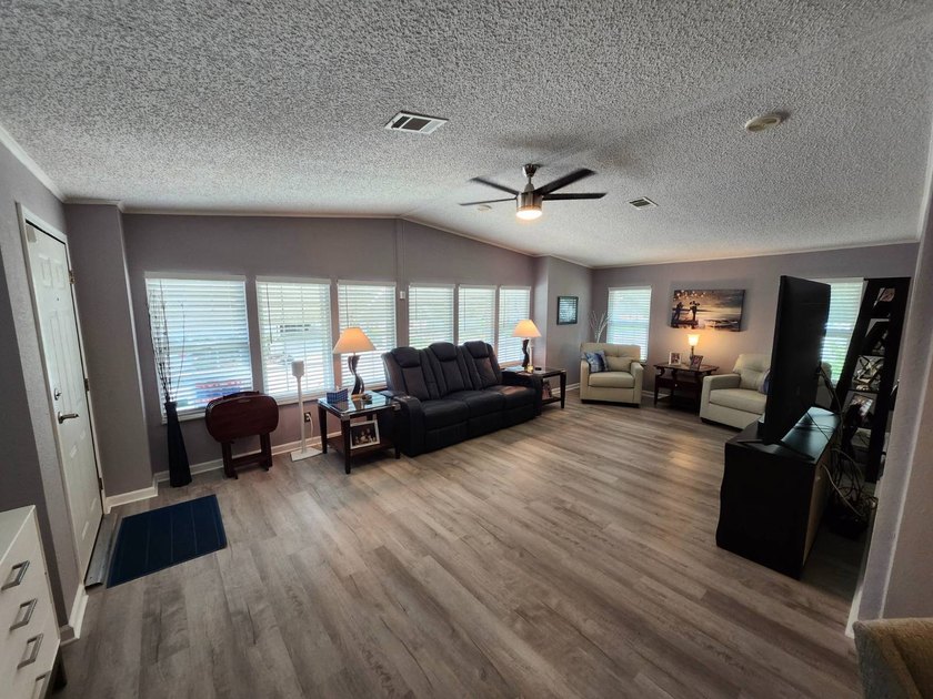 PRICE REDUCED/SELLER IS MOTIVATED/HURRY NOW!! WATERFRONT/NOT A - photo 16