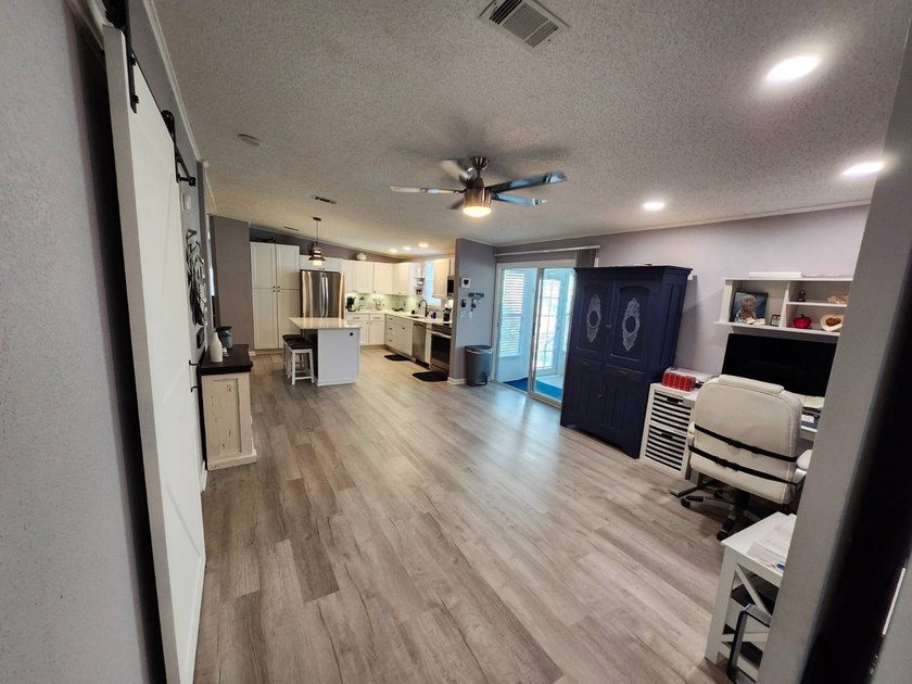 PRICE REDUCED/SELLER IS MOTIVATED/HURRY NOW!! WATERFRONT/NOT A - photo 24