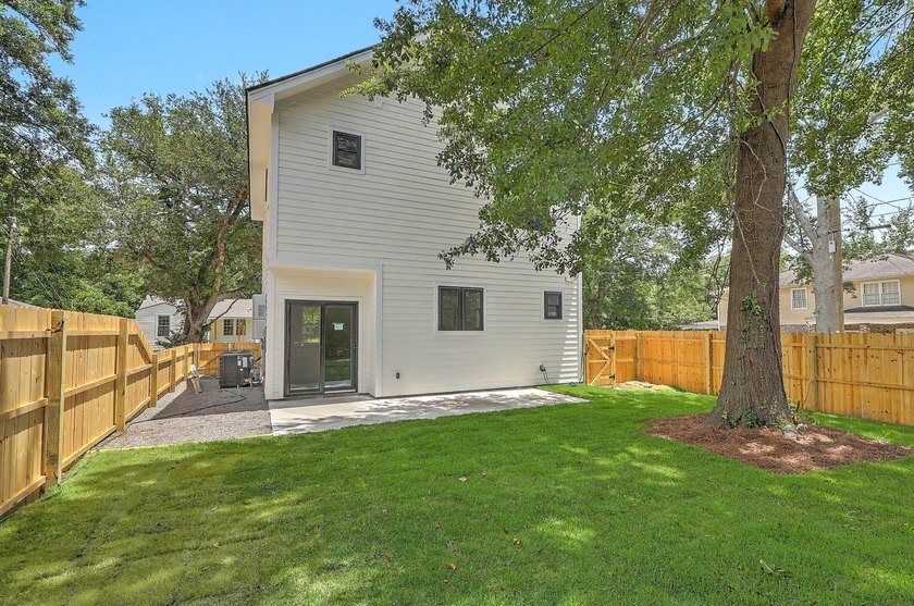 West Ashley's best kept secret! Gorgeous New Construction this - photo 32