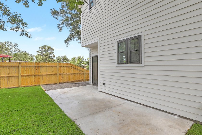 West Ashley's best kept secret! Gorgeous New Construction this - photo 35