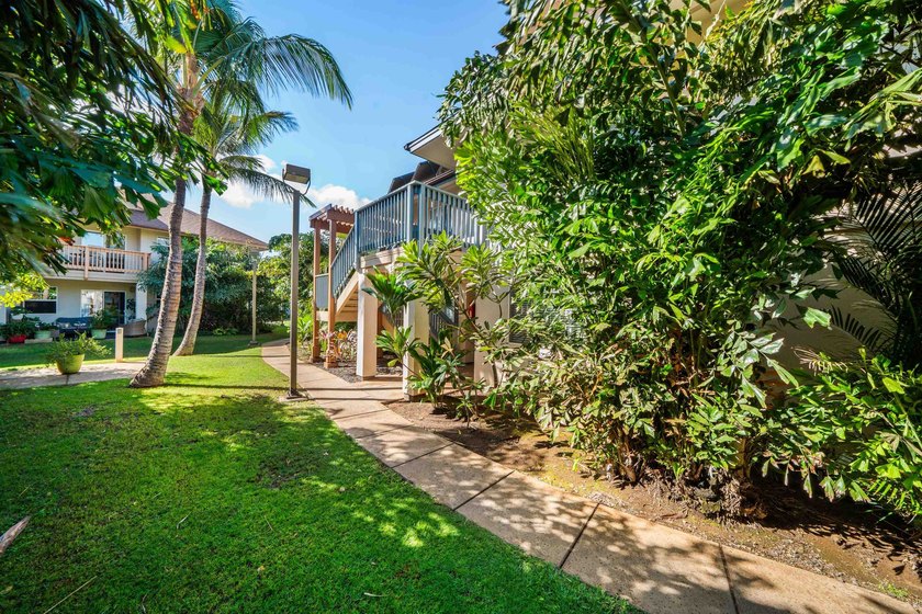 Welcome to Your Perfect Maui Retreat! This beautifully updated - photo 44