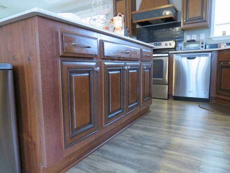 This beautifully maintained 1,248 square foot manufactured home - photo 14