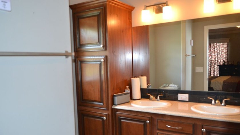 This beautifully maintained 1,248 square foot manufactured home - photo 26
