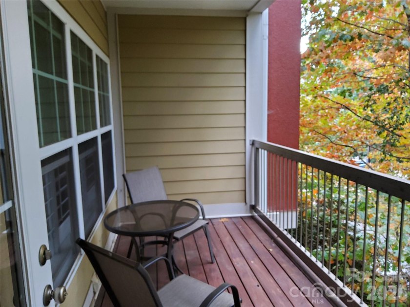 CONDO IN PRIME LOCATION to Downtown Asheville, NC. This One - photo 30