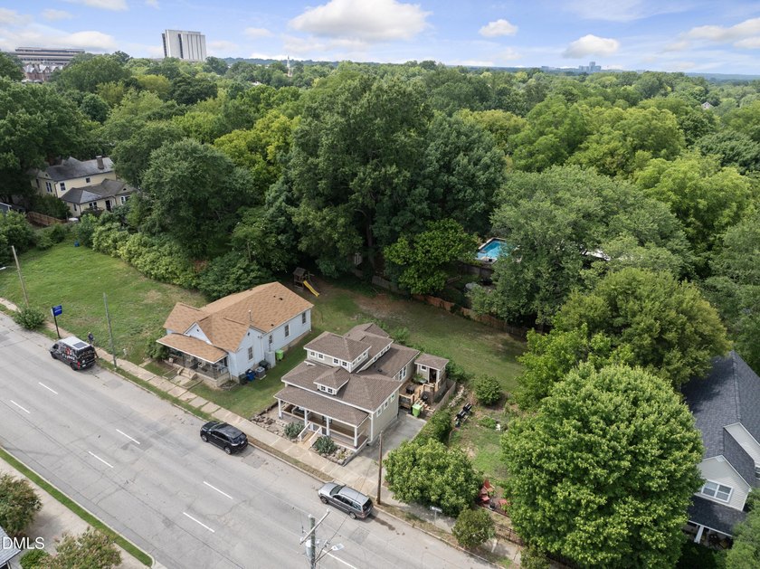 Enjoy low-maintenance living just steps from Historic Oakwood - photo 5