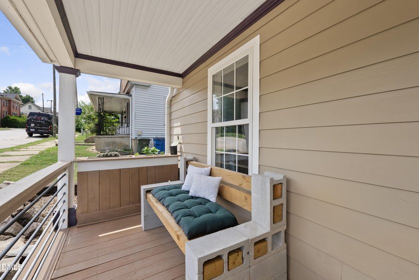 Enjoy low-maintenance living just steps from Historic Oakwood - photo 9