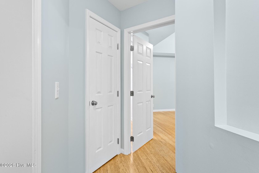 Centrally located 3Bdr/2.5 bath Traditional in Monkey Junctions - photo 22