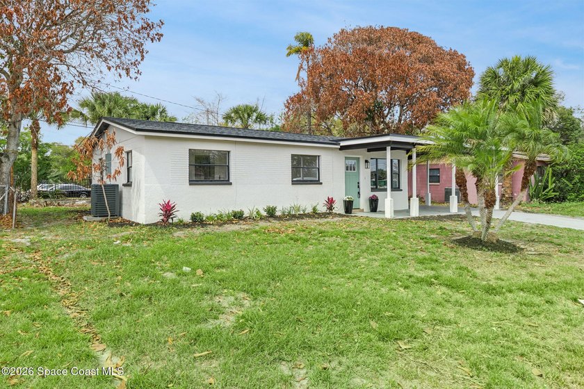 Another Price Reduction! Seller Is Motivated! Whether you're - photo 2