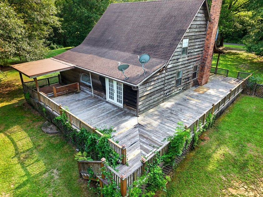 Don't miss this log cabin full of Rustic charm located in - photo 40
