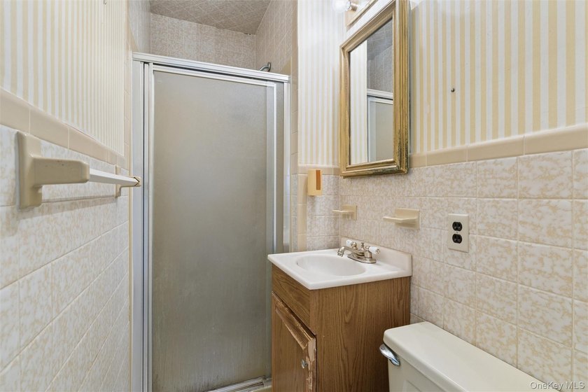 602 Syracuse, a tremendous Split style home perfectly situated - photo 13