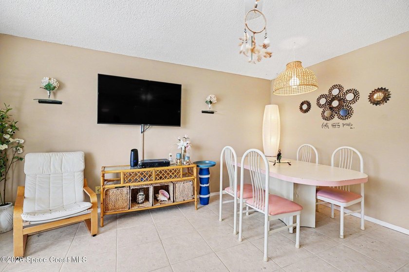 Turn-key, furnished &amp; move-in ready! Oceanfront Community! - photo 5