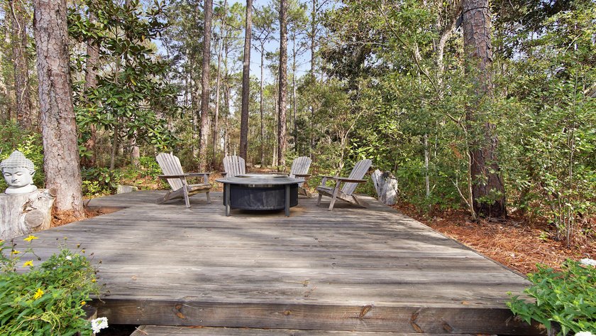 Welcome to the highly desirable Point Washington area of Santa - photo 41