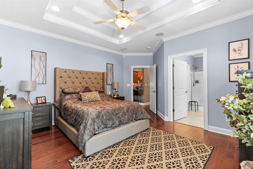 Second Home Only. It is Immaculate! Welcome to effortless - photo 18