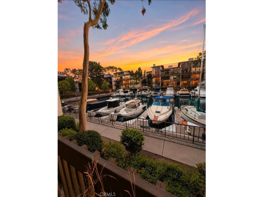 6231 Marina Pacifica Dr N - photo 15