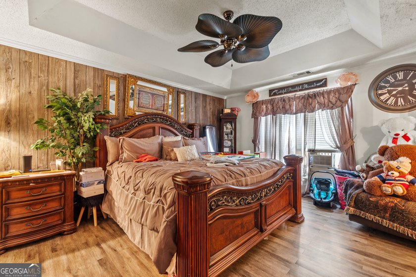 Welcome home to comfort, character, and space to truly live! - photo 25