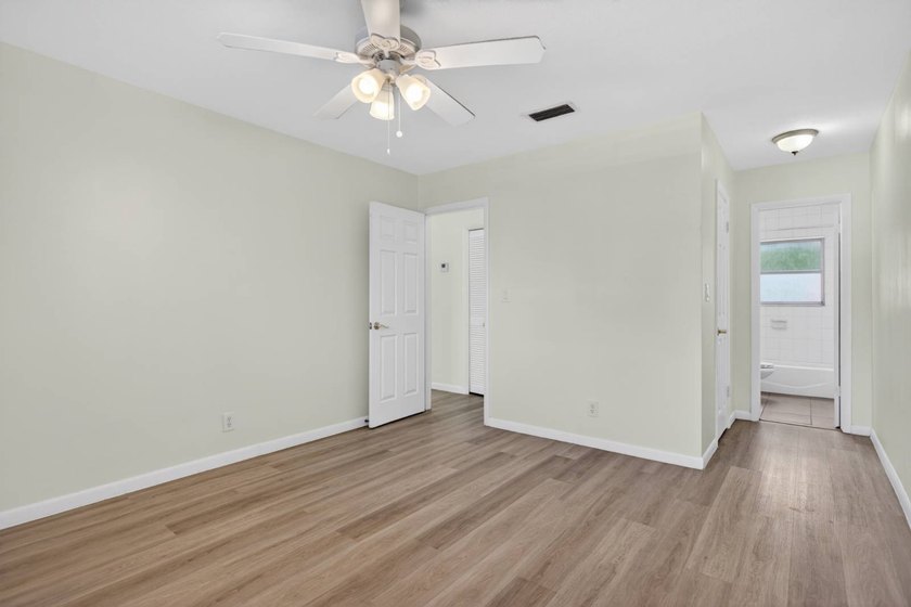 First Time Homebuyer Special! Beautifully UPDATED 2-bedroom - photo 3