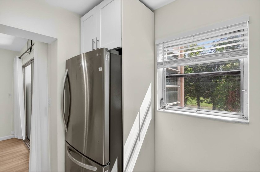 First Time Homebuyer Special! Beautifully UPDATED 2-bedroom - photo 9
