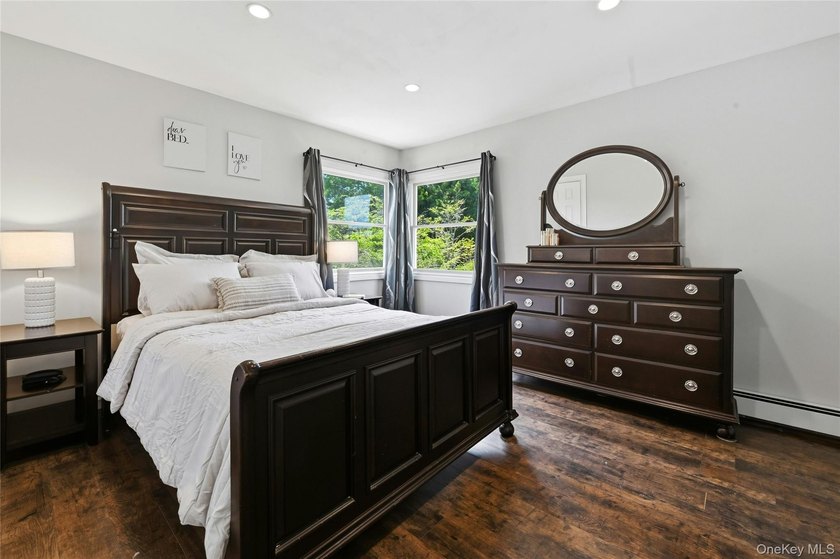 Stunning, Fully Renovated High Ranch in the Heart of East - photo 12