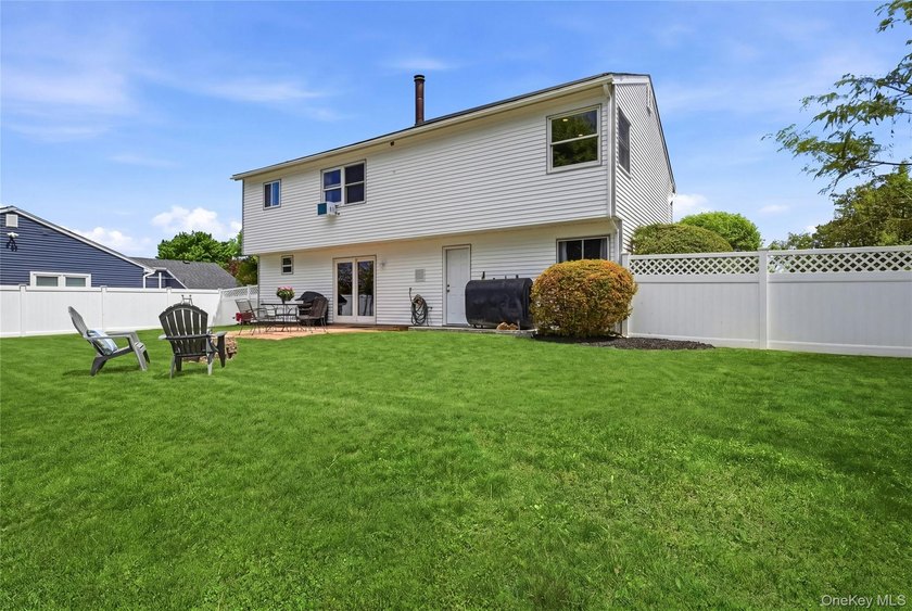 Stunning, Fully Renovated High Ranch in the Heart of East - photo 26