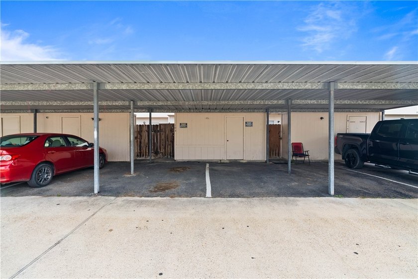 Looking for a condo unit tucked in the back, right across from - photo 15