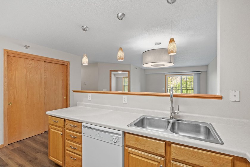 This beautifully maintained 1st Floor condo delivers comfort and - photo 3