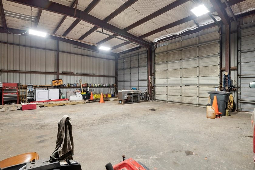 MARKET STREET LOCATION| ALMOST 2 ACRES | OFFICE | TWO RESTROOMS - photo 21