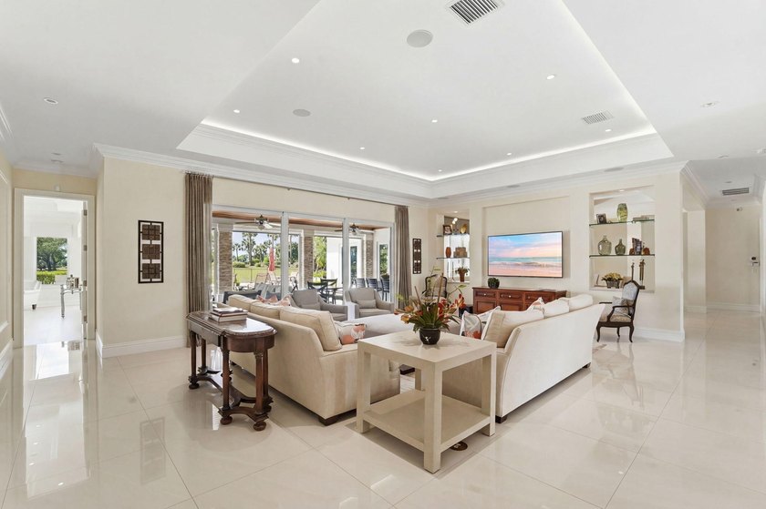 Set along one of Delaire Country Club's most coveted double - photo 22