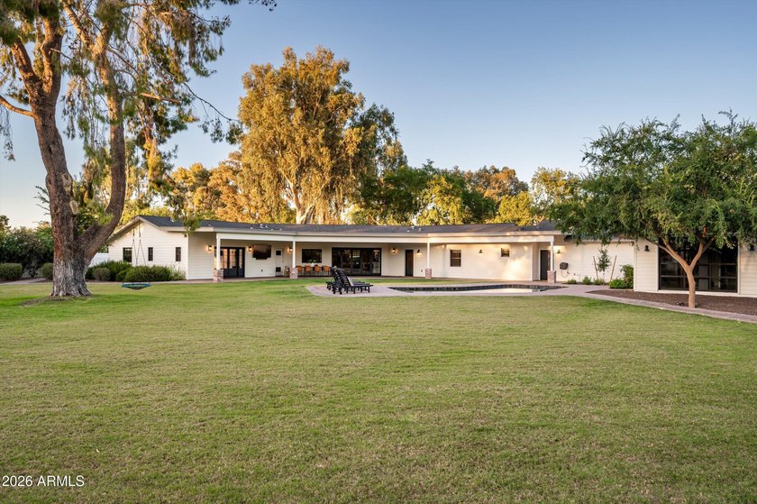Over an acre. Detached guest house. Pickleball court. No HOA - photo 33