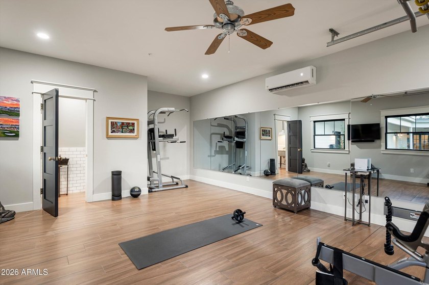 Over an acre. Detached guest house. Pickleball court. No HOA - photo 44