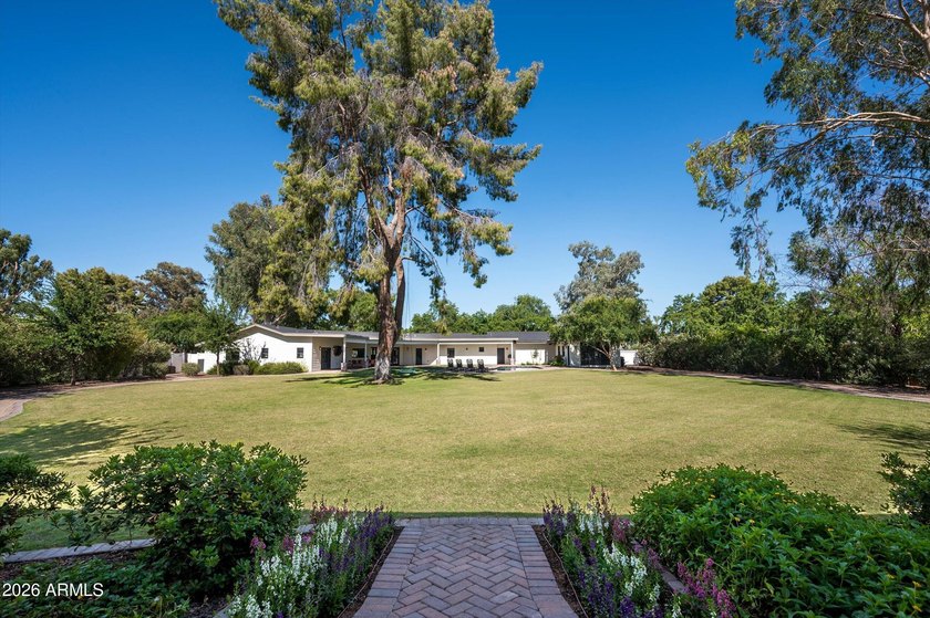 Over an acre. Detached guest house. Pickleball court. No HOA - photo 50