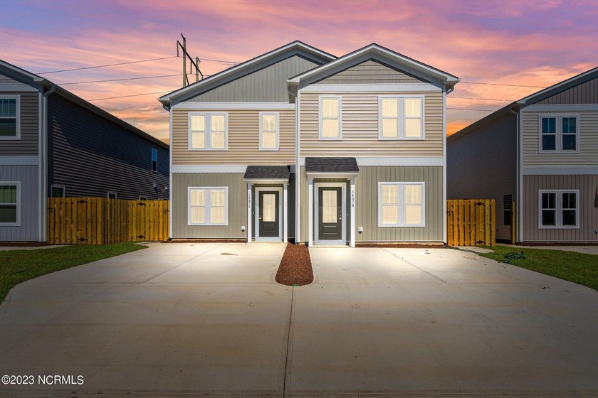 Rare opportunity! This is 1 of 8 Duplexes in downtown Wilmington - photo 3