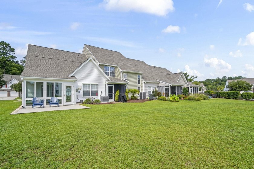 Welcome to this beautifully maintained 3-bedroom, 2.5-bath - photo 23