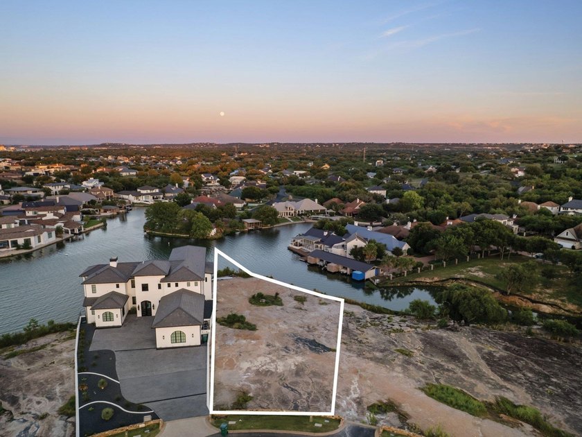 Discover an exceptional opportunity to build your dream - photo 8