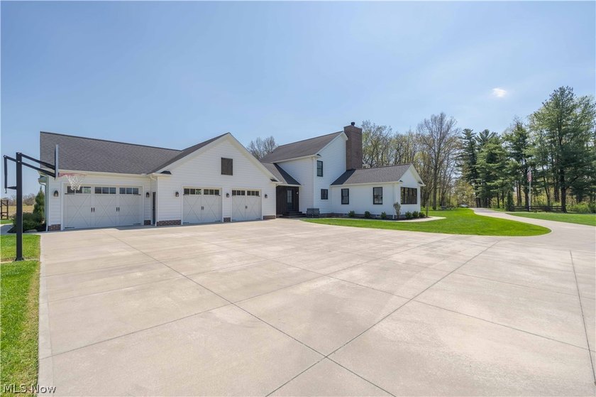 A once in a lifetime opportunity is now yours. This peaceful and - photo 23