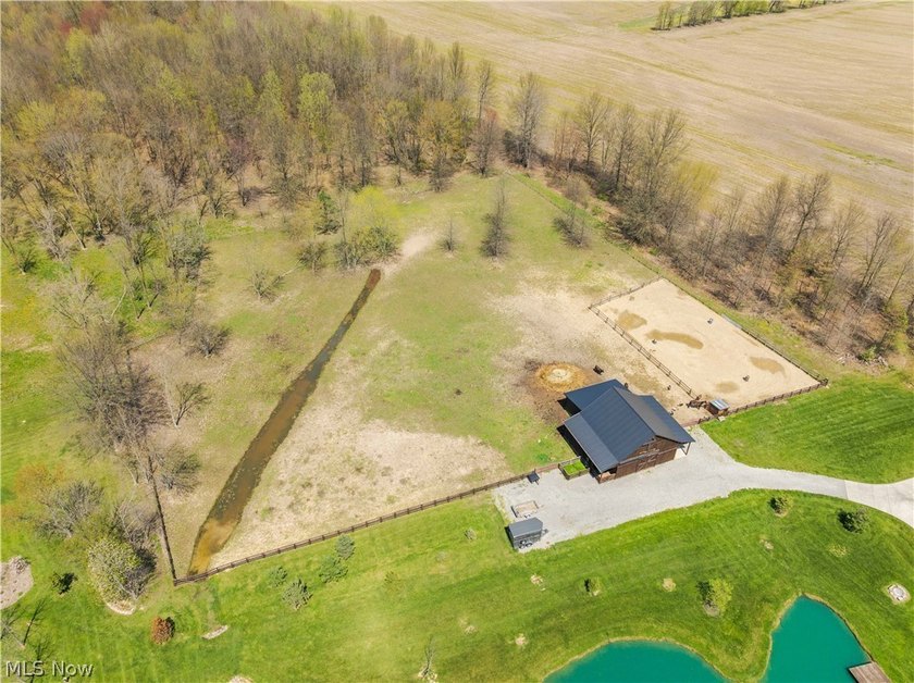 A once in a lifetime opportunity is now yours. This peaceful and - photo 31