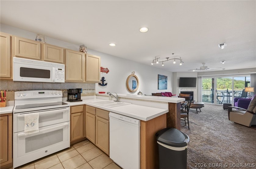Cedar Glen is a coveted lake address, owners and thier guest - photo 18