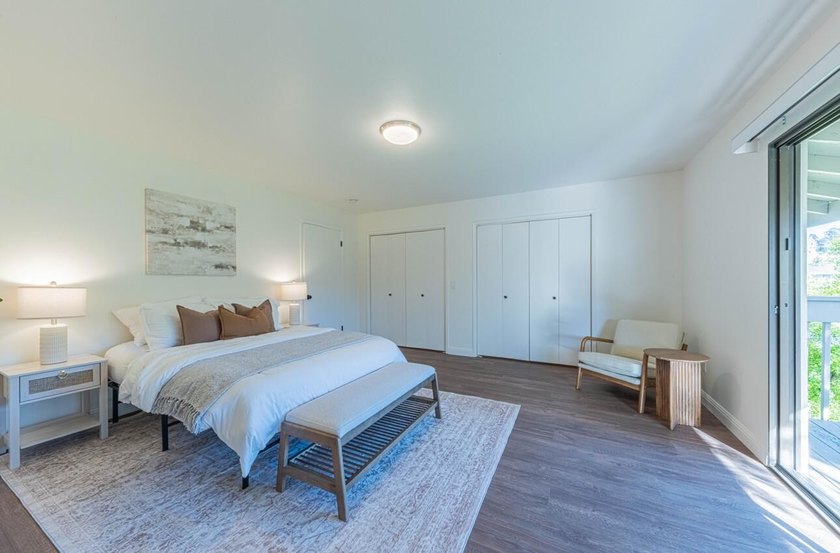 One of the largest updated Arroyo Carmel residences currently - photo 24