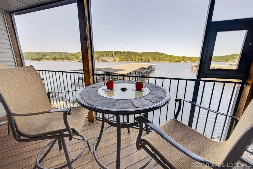 Cedar Glen is a coveted lake address, owners and thier guest - photo 34