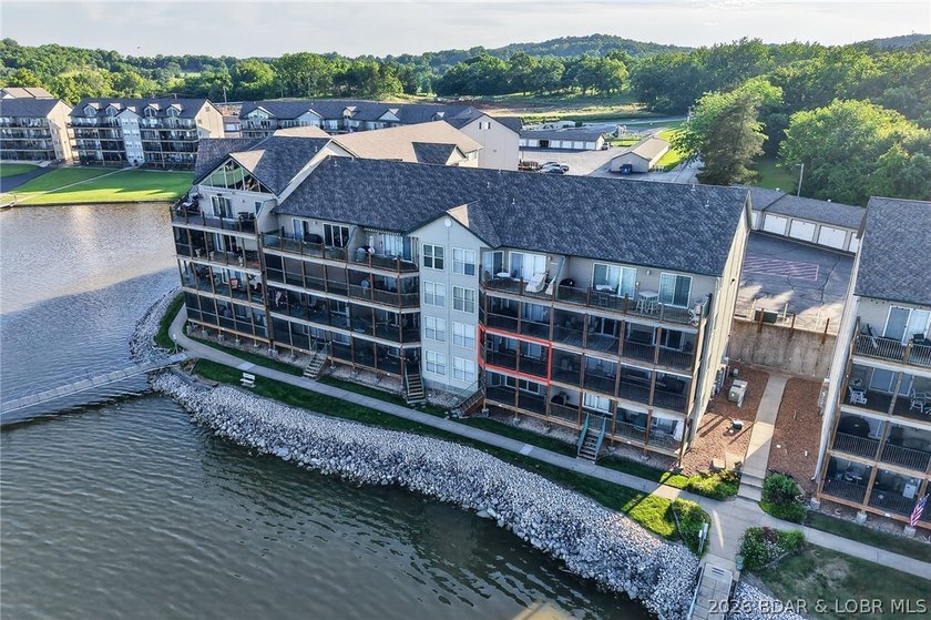 Cedar Glen is a coveted lake address, owners and thier guest - photo 38
