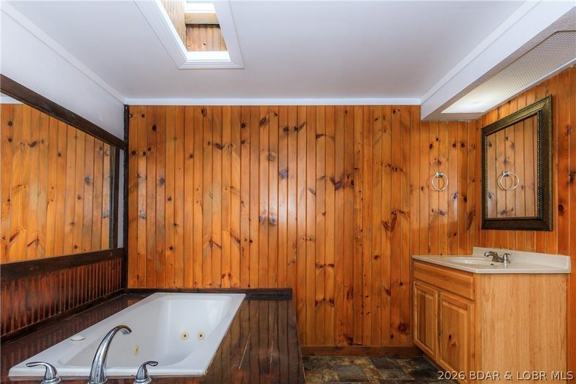 COUNTRY LIVING, SUNSET VIEWS &amp; ROOM TO ROAM! Welcome to the - photo 23
