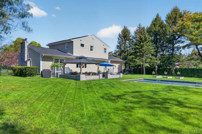 Charm meets convenience, and an abundance of space, in this - photo 36