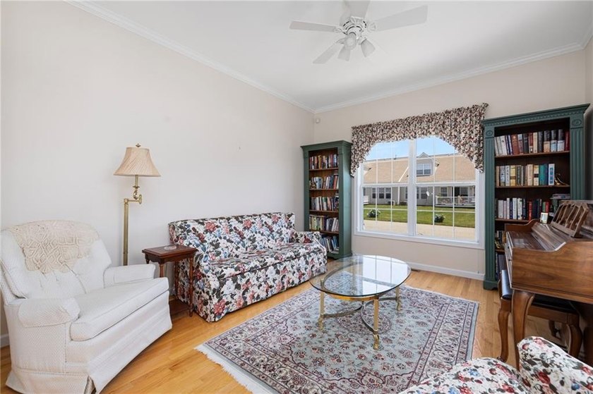 We invite you to explore this expansive end-unit - photo 29