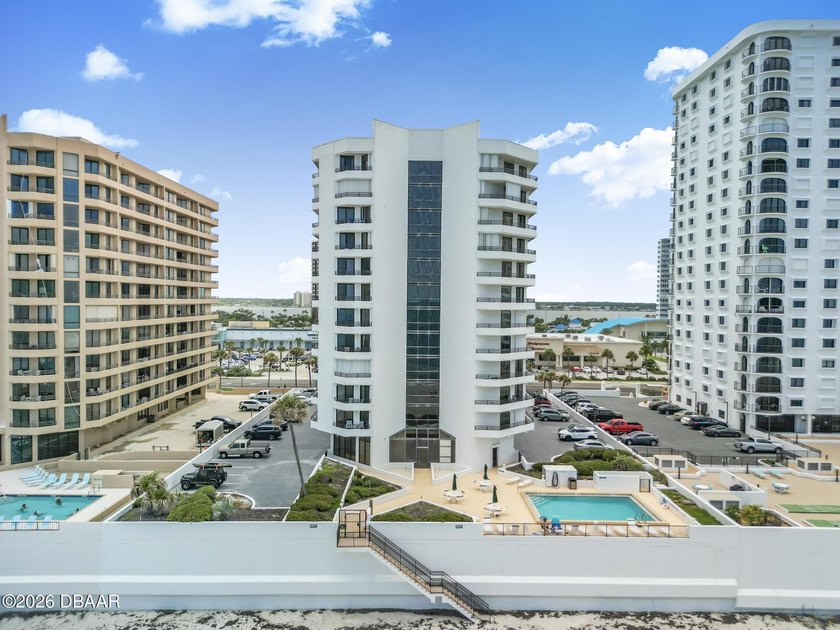 Enjoy effortless beachfront living in this beautifully - photo 32