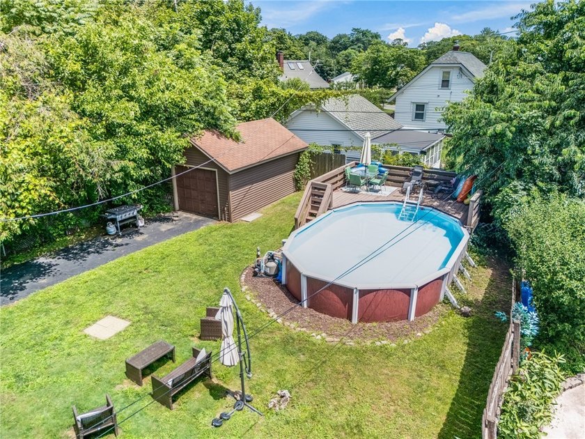 Welcome home to this charming 4-bedroom bungalow, where comfort - photo 17