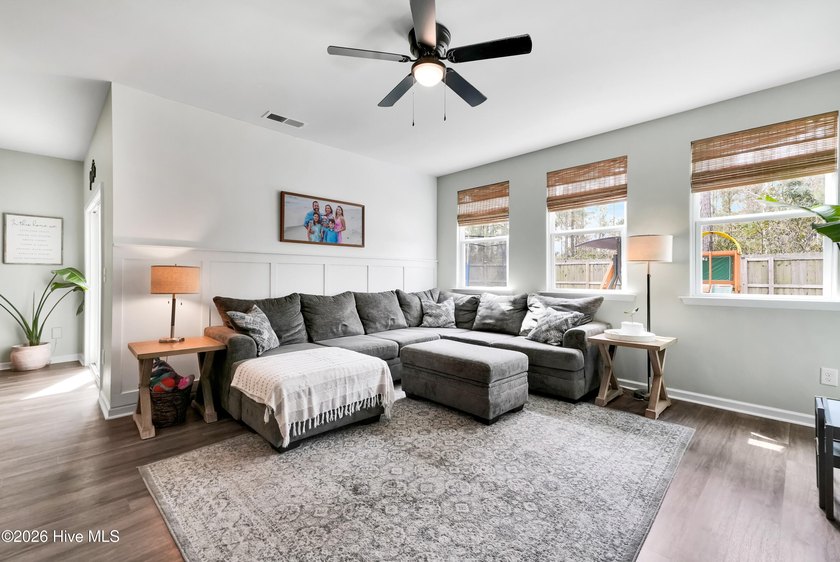 $5,000 TOWARD BUYER CLOSING COST + 2-10 HOME WARRANTY INCLUDED! - photo 18