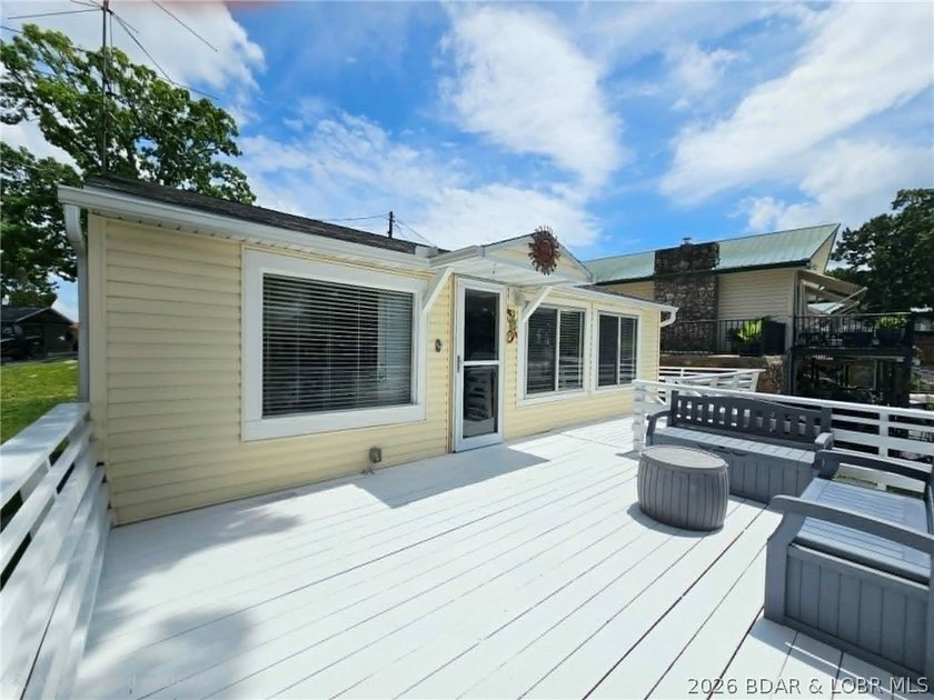 If you've been dreaming of owning a place at the Lake, this - photo 19