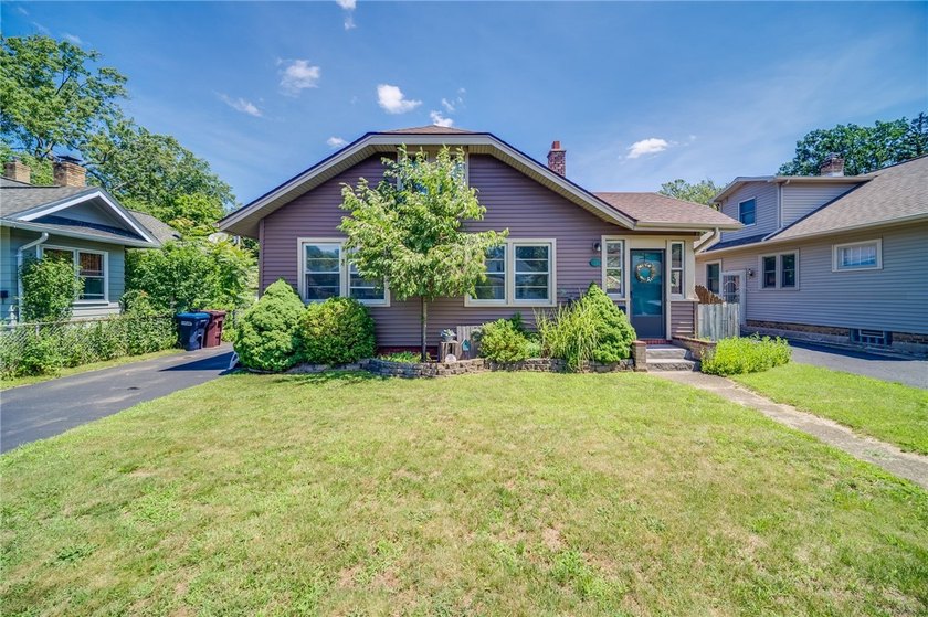 Welcome home to this charming 4-bedroom bungalow, where comfort - photo 22