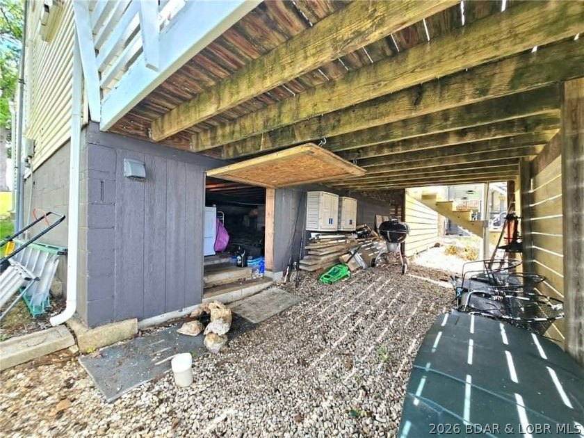 If you've been dreaming of owning a place at the Lake, this - photo 25