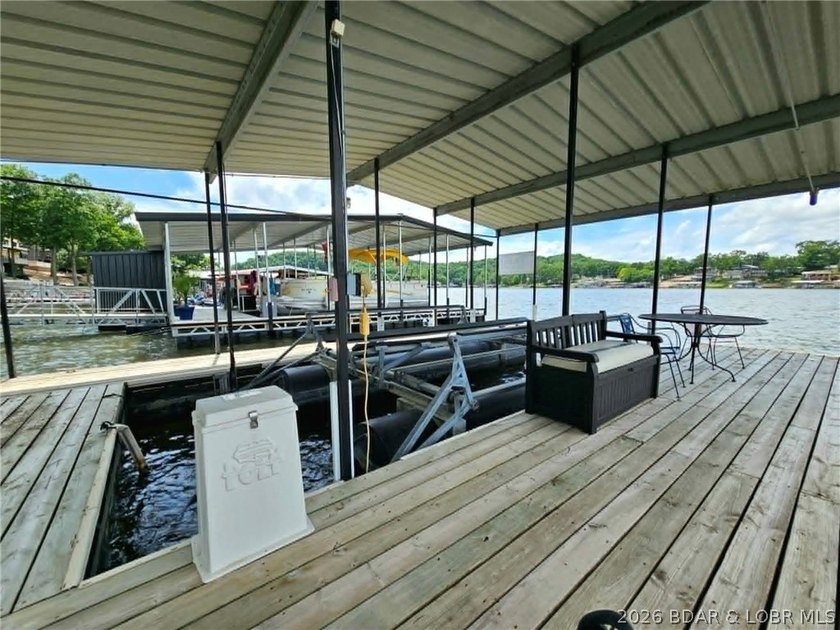 If you've been dreaming of owning a place at the Lake, this - photo 32