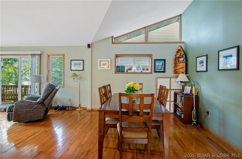 Looking for a 2-bedroom home in Lake Ozark sitting directly on - photo 25